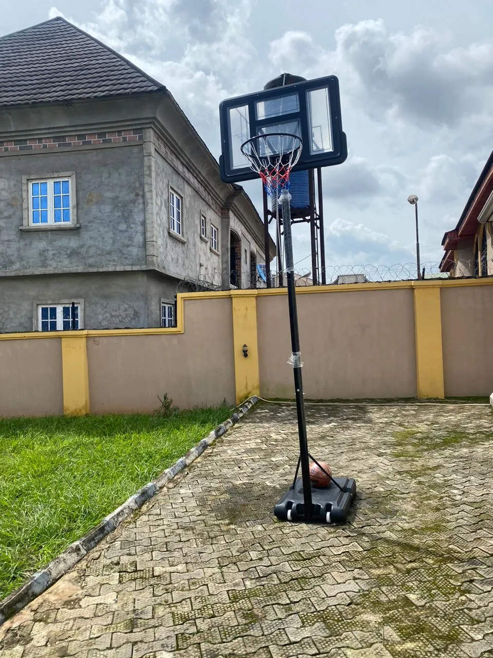 10 feet Basketball Stand & Rim