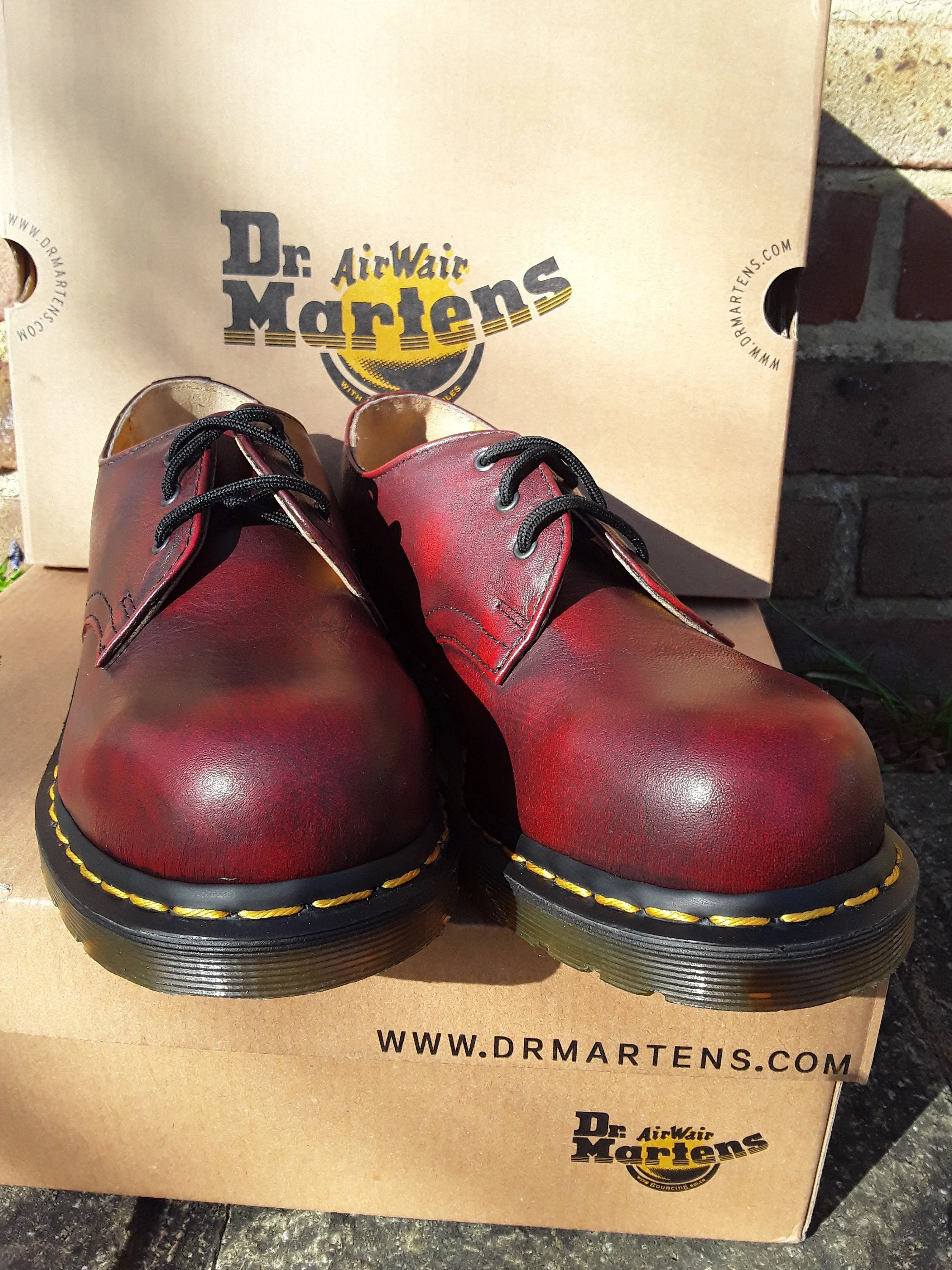 Dr Martens Deep Red Vintage, 3 hole steel toe Shoes, SIZE UK3 to UK6 available