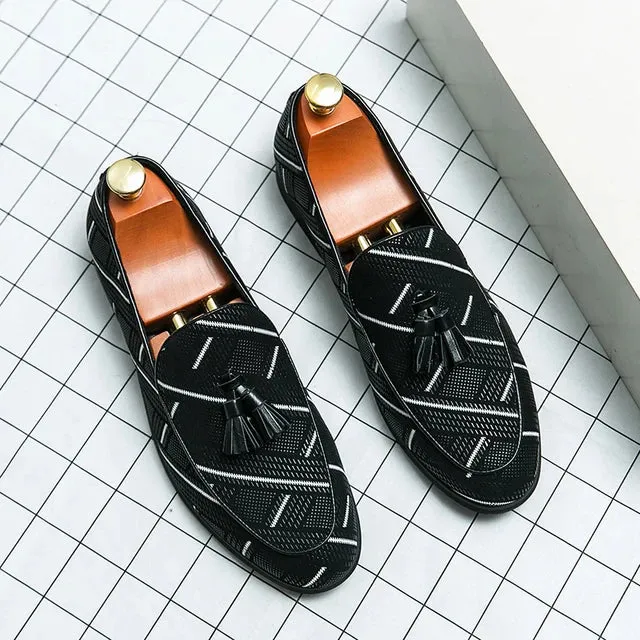 Geometric Lines Pattern Tassels Loafers