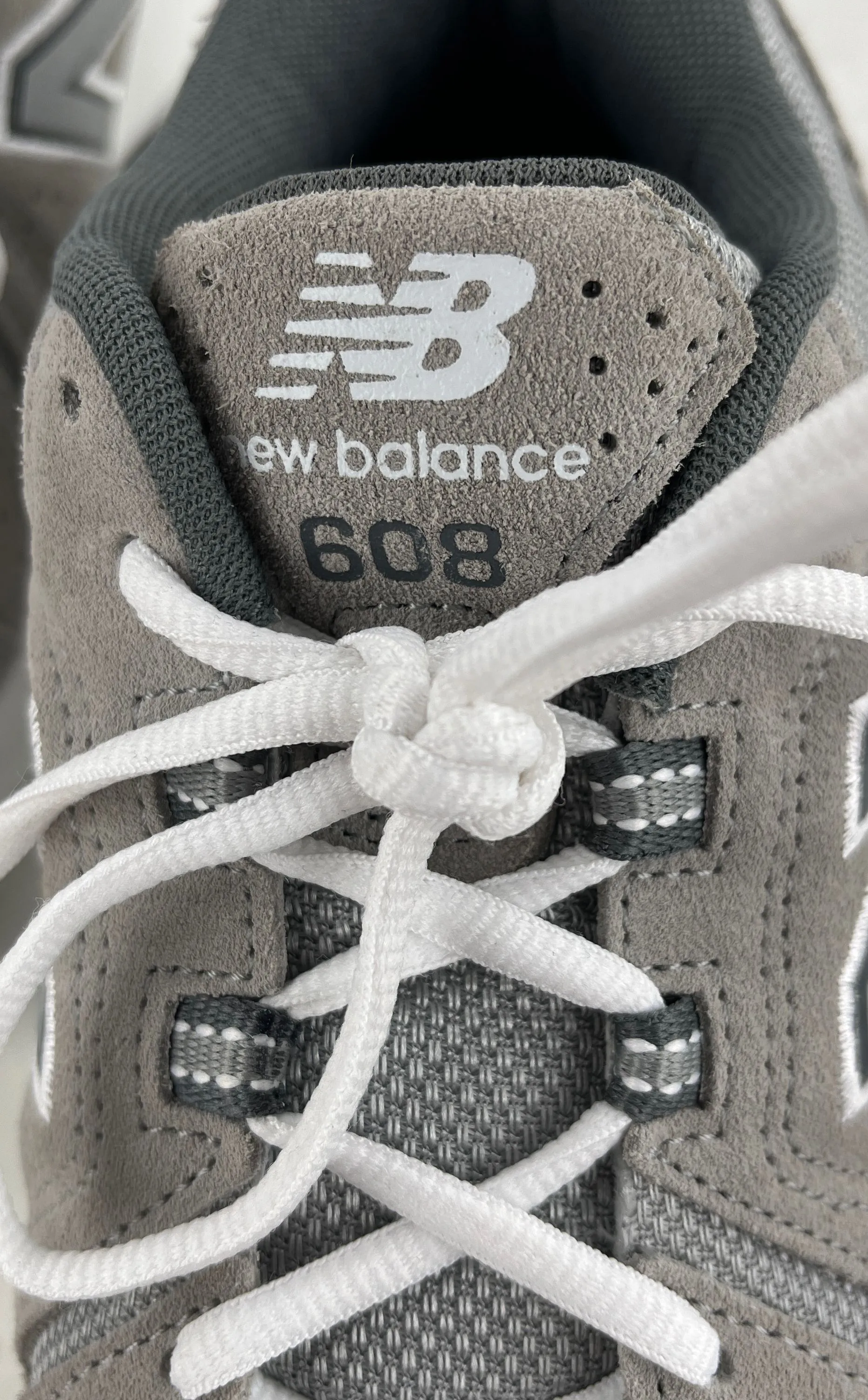 New Balance Women's 608 Gray Cross Training Running Shoes Sie 6.5 NWOB