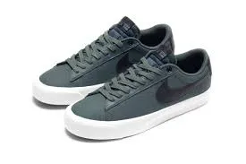 SB Zoom Blazer Low Pro GT Shoes - Vintage Green/Black